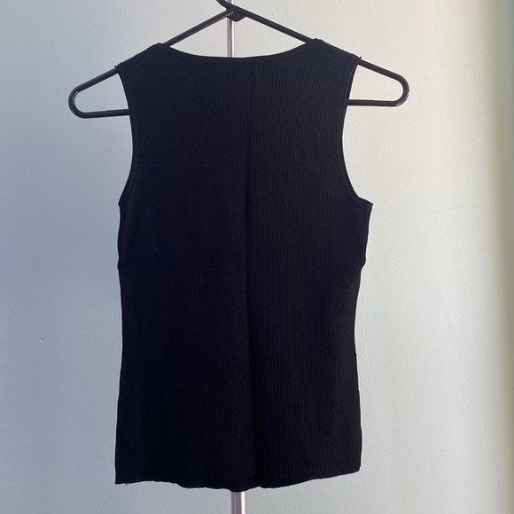 Black ribbed square-neck tank. - Picture 2 of 3